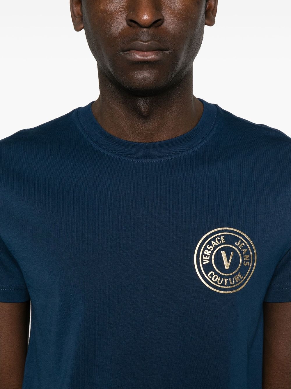 V-emblem T-shirt - 4