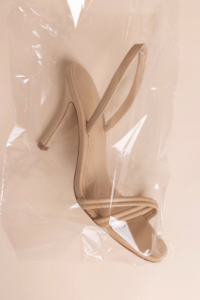 Larroudé Annie Sandal Sand Leather outlook