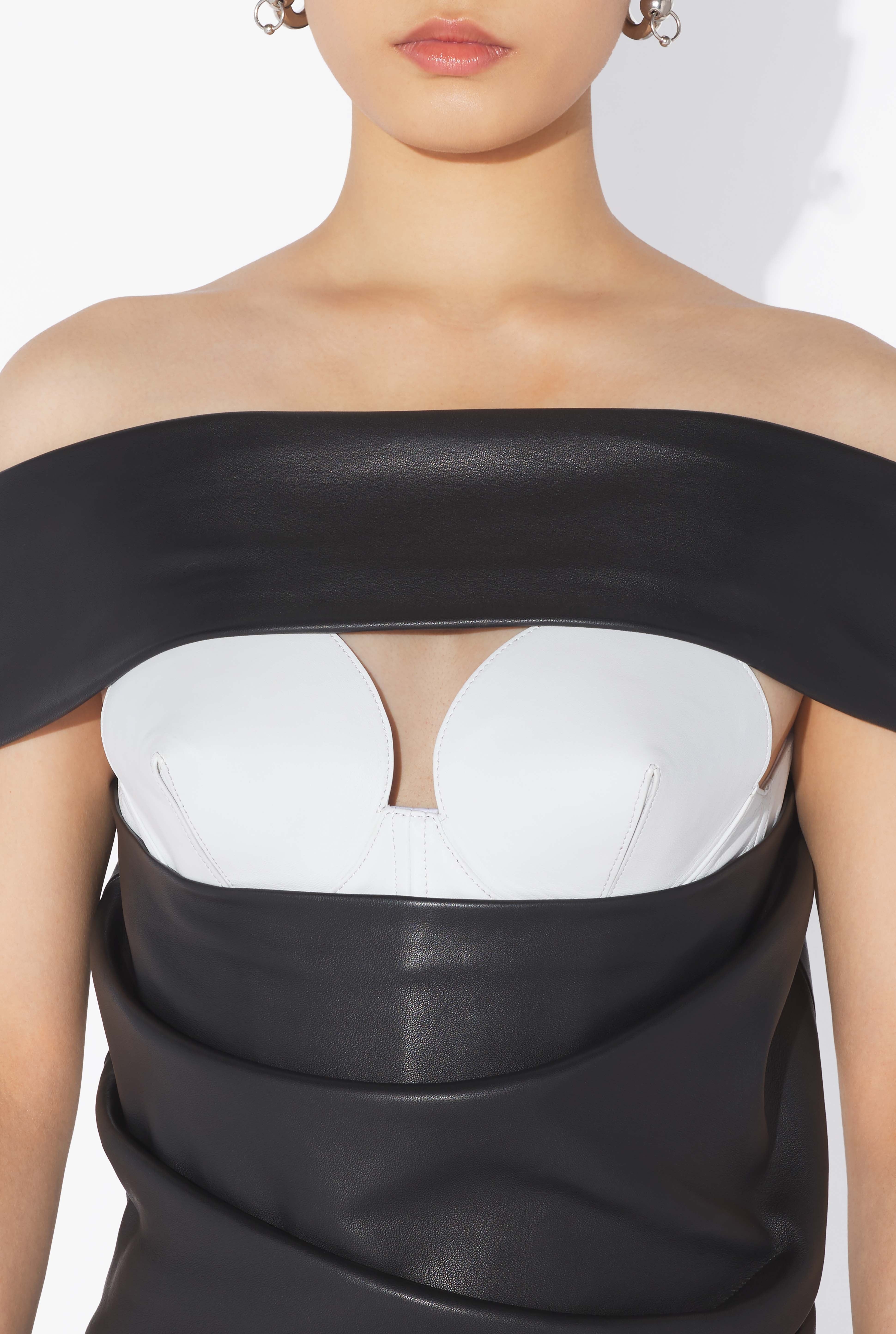 THE DRAPED LEATHER DRESS - 4