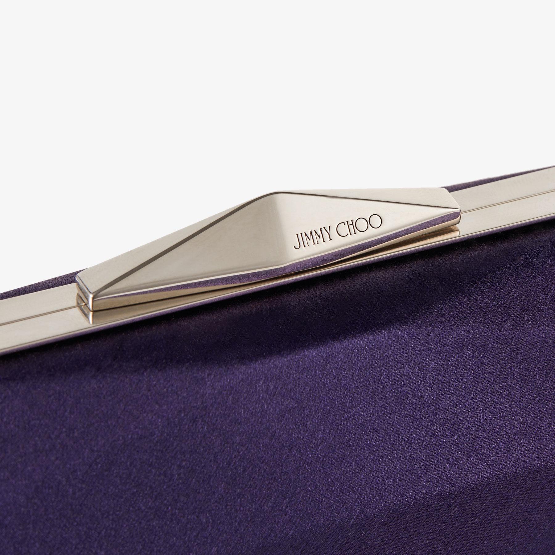Diamond Box Clutch
Cassis Satin Box Clutch Bag - 3