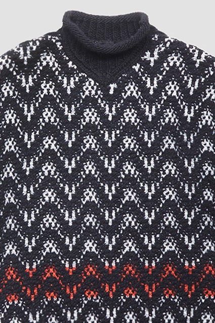 Chevron Jacquard Pullover - 4