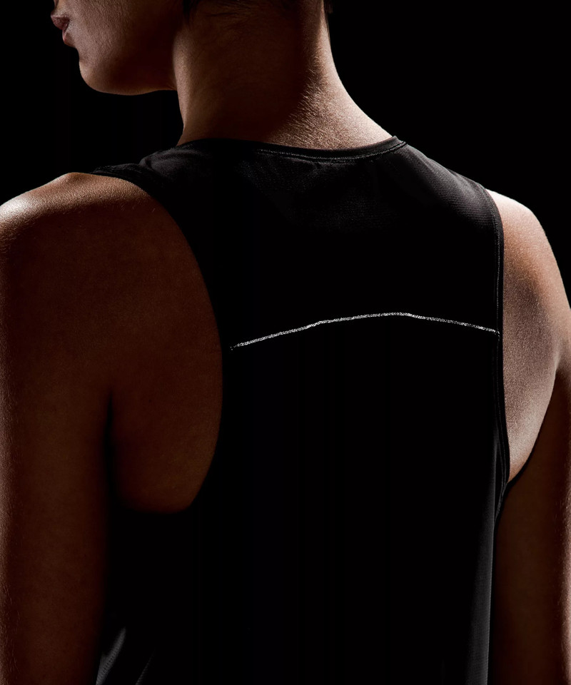 Lightweight Waist-Length Running Tank Top 7