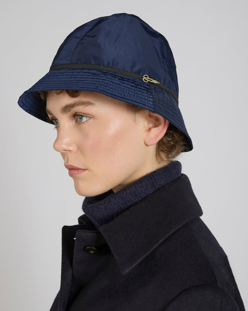 SLOWEAR Technical fabric cloche outlook