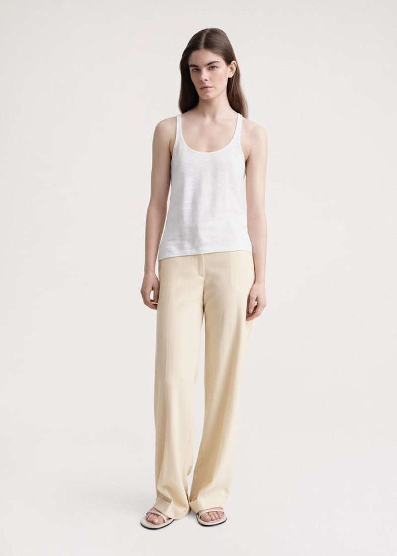 TOTEME Scoop-neck linen tank top white outlook