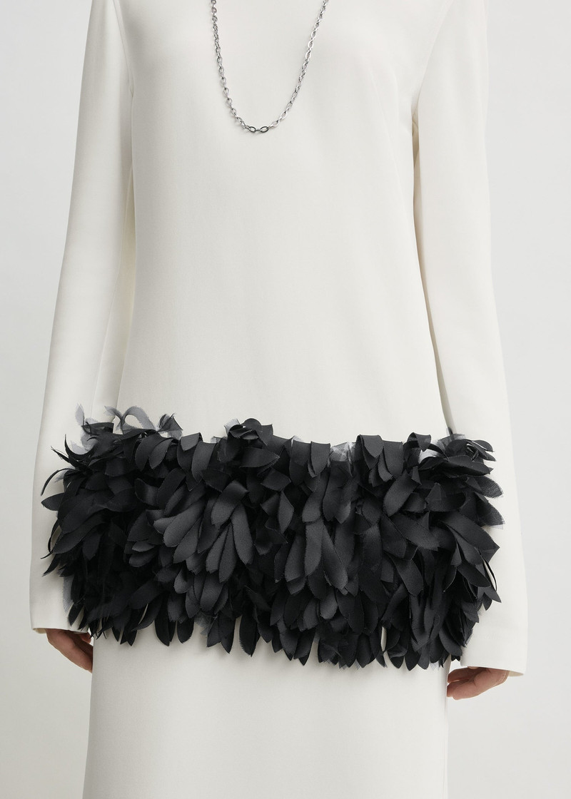Petal dress off-white 5