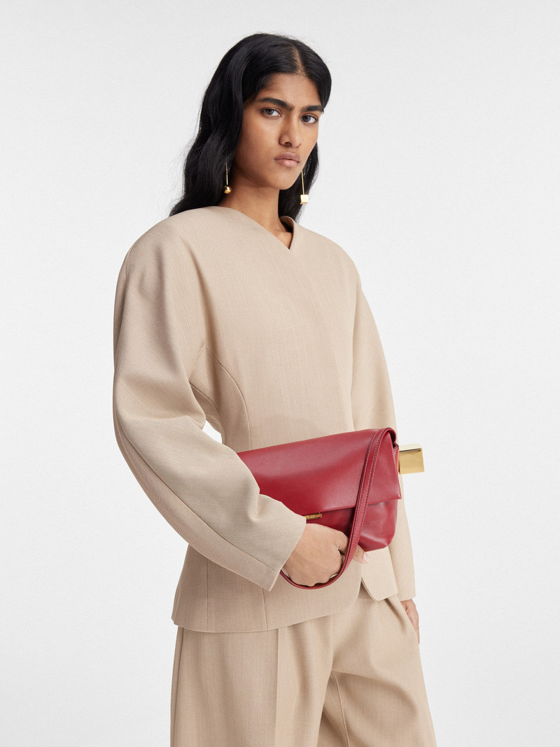 JACQUEMUS Le Rond Carré outlook
