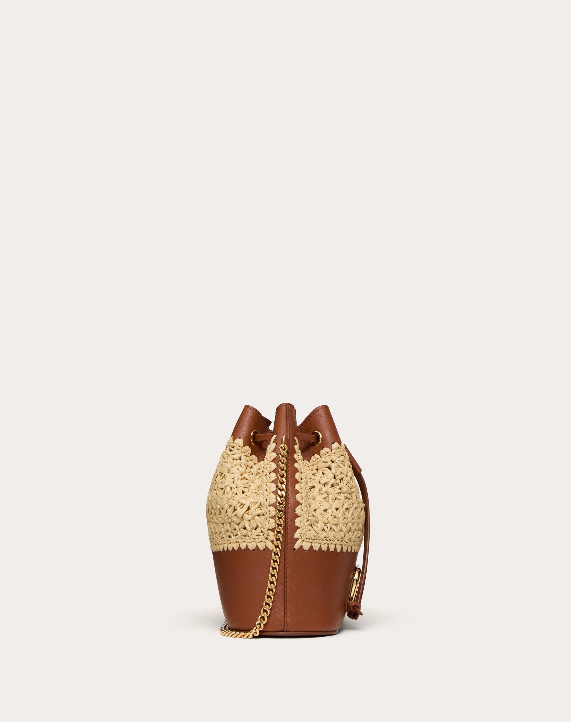 MINI RAFFIA BUCKET BAG WITH VLOGO SIGNATURE CHAIN - 5