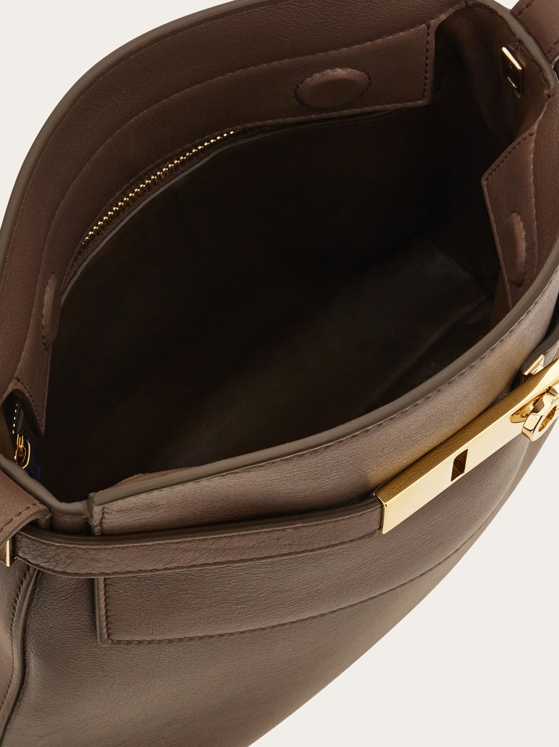 Hug messenger bag - 4