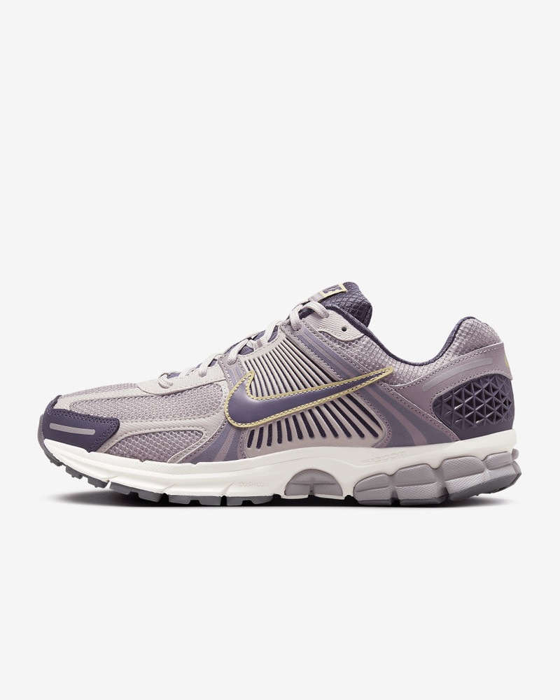 Nike Zoom Vomero 5 Men's Shoes - 1