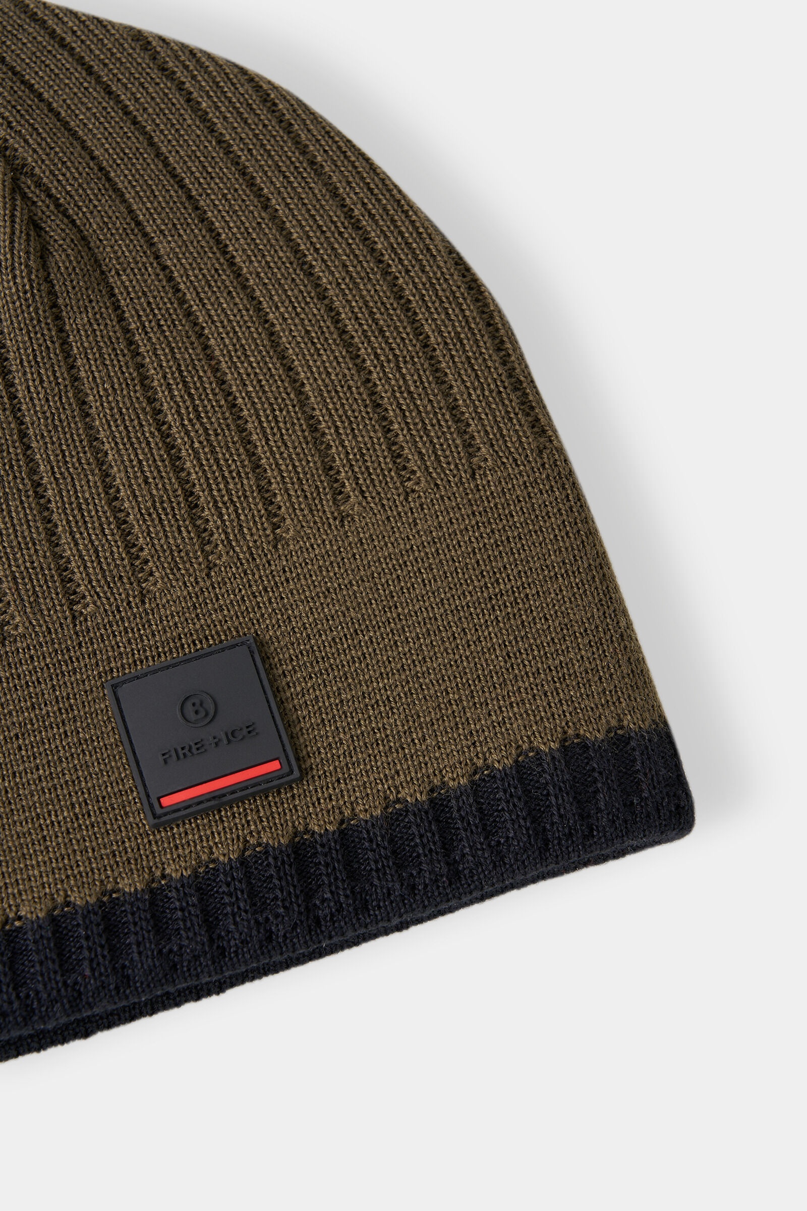 Eastan Beanie in Olive green - 3