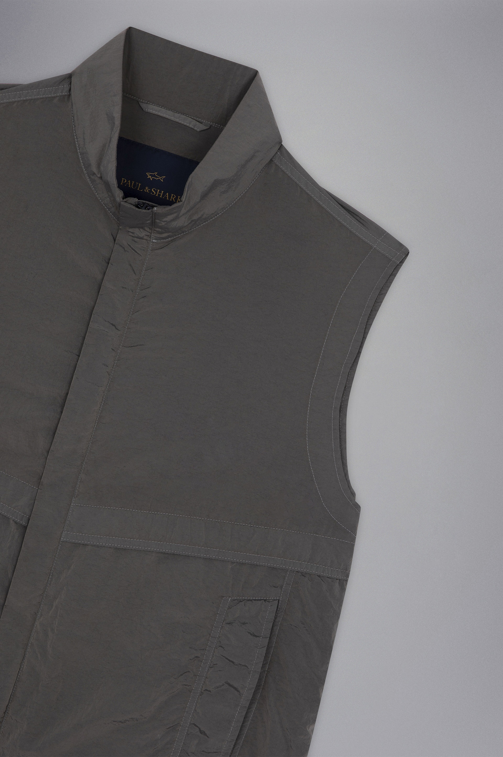 GARMENT DYED NYLON GILET - 5