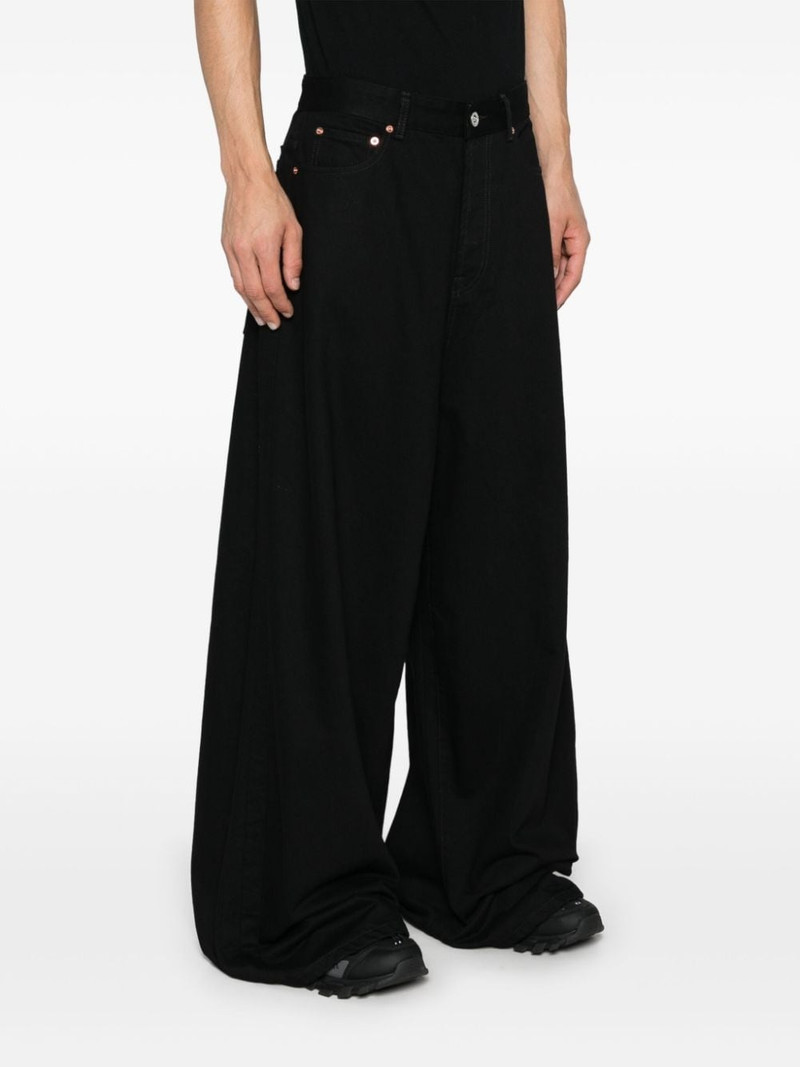 VETEMENTS Big Shape jeans outlook
