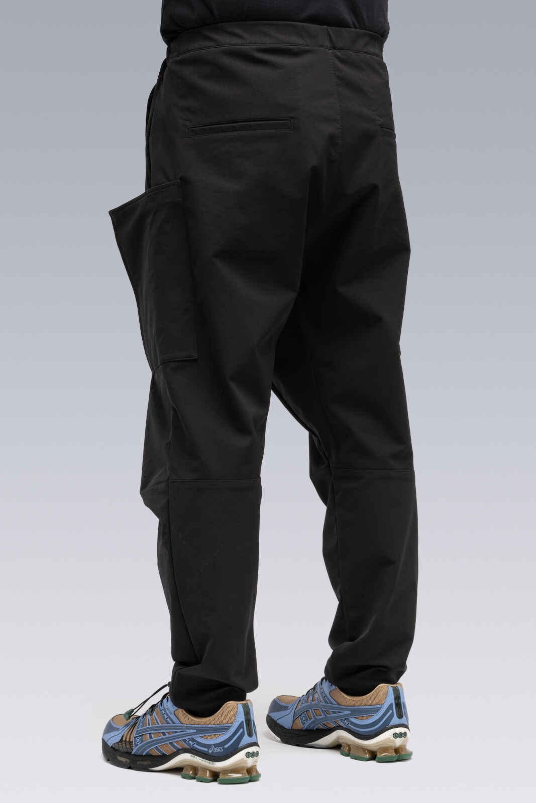 P31A-DS schoeller® Dryskin™ Drawcord Cargo Trouser Black  - 8