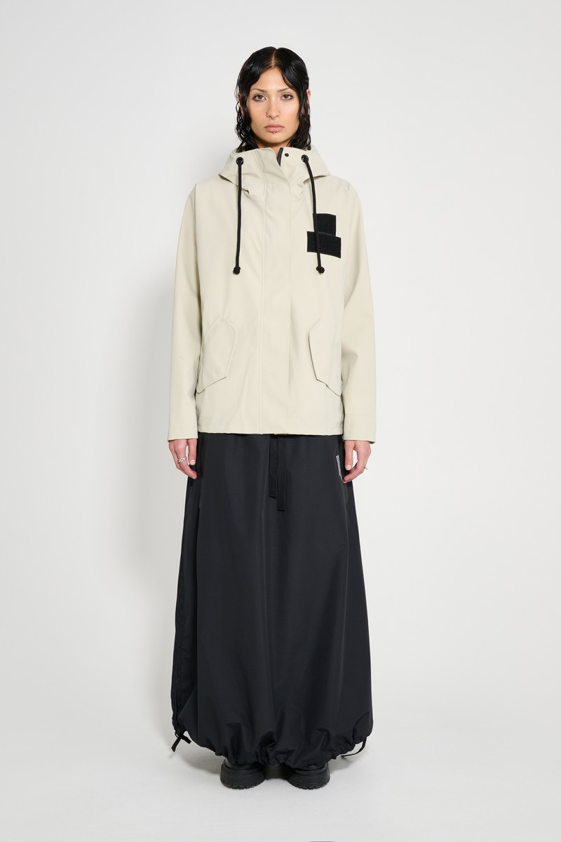 Faversham Matte Raincoat Pelican 1