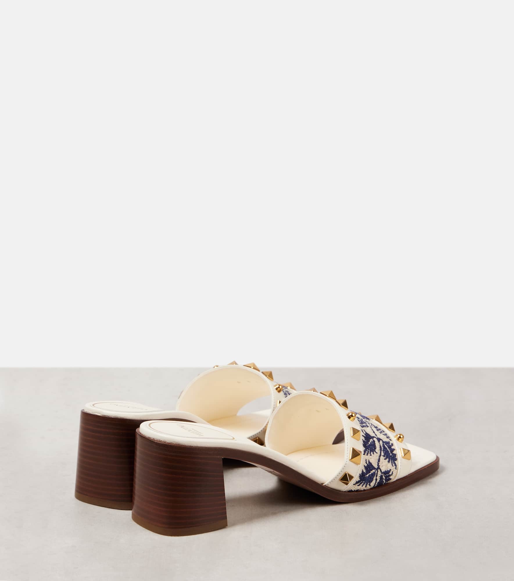 County 60 Rockstud embroidered mules - 2