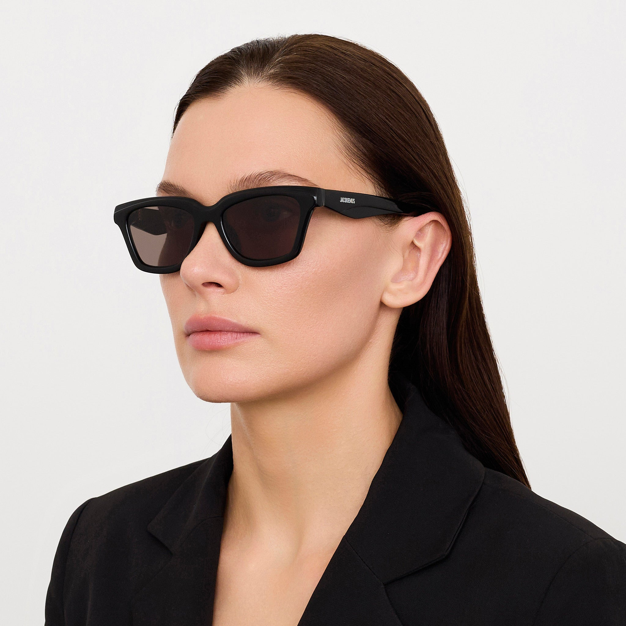 Carre Sunglasses in Black - 3