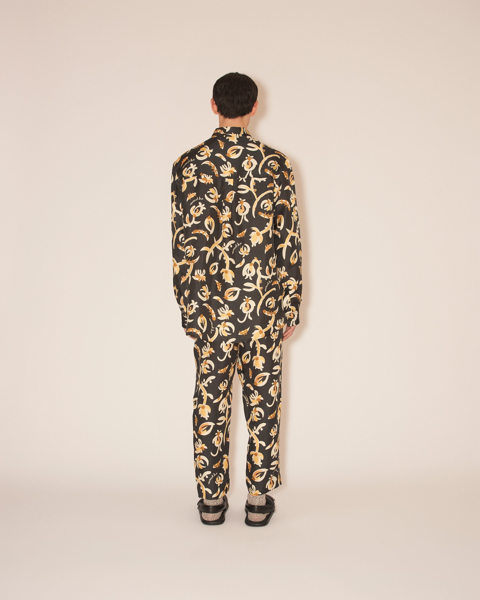 JARI - Laser cut shirt - Floral black - 4