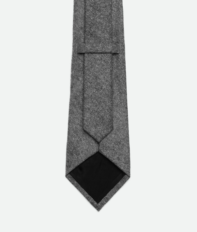 Light Wool Flannel Tie 3