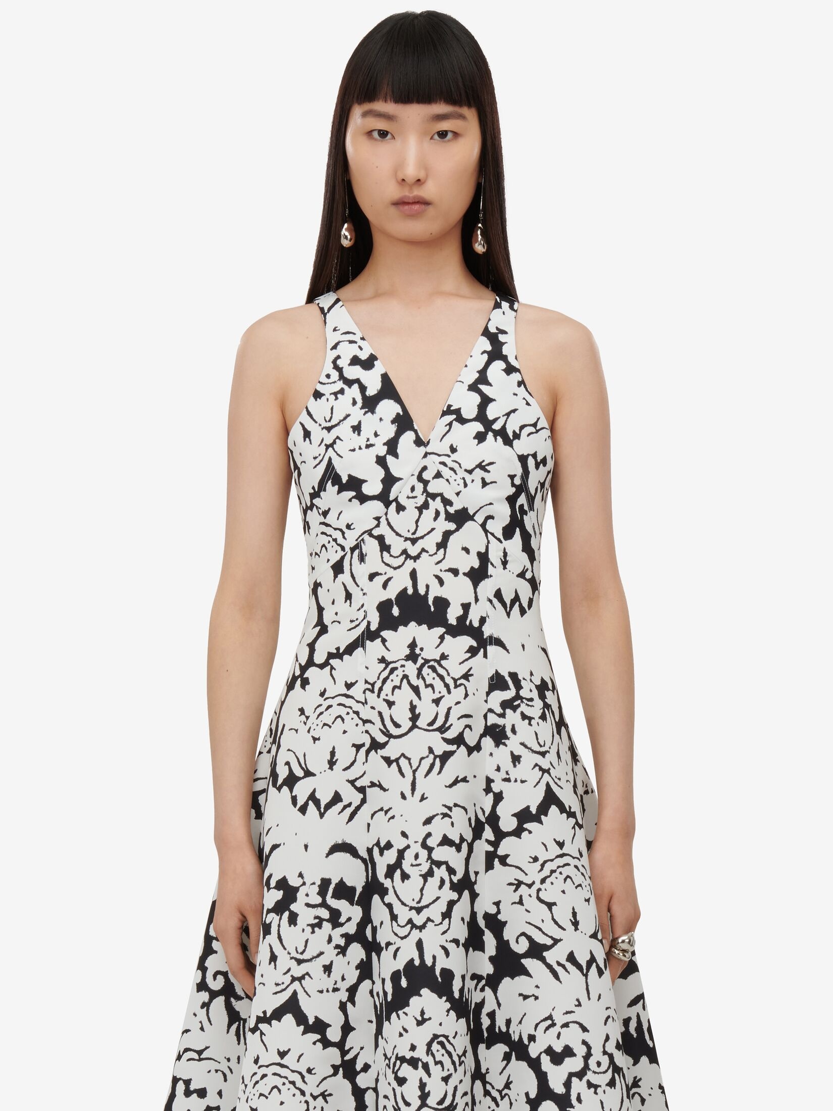 Women's Damask Midi Dress in Black/ivory - 5