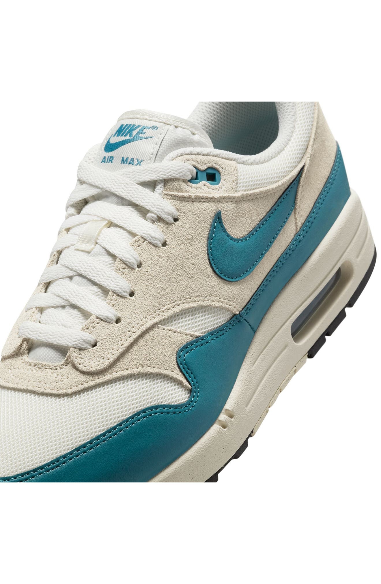 Nike Air Max 1 Essential Sneaker in 011 Sftprl/smk Bl at Nordstrom - 8