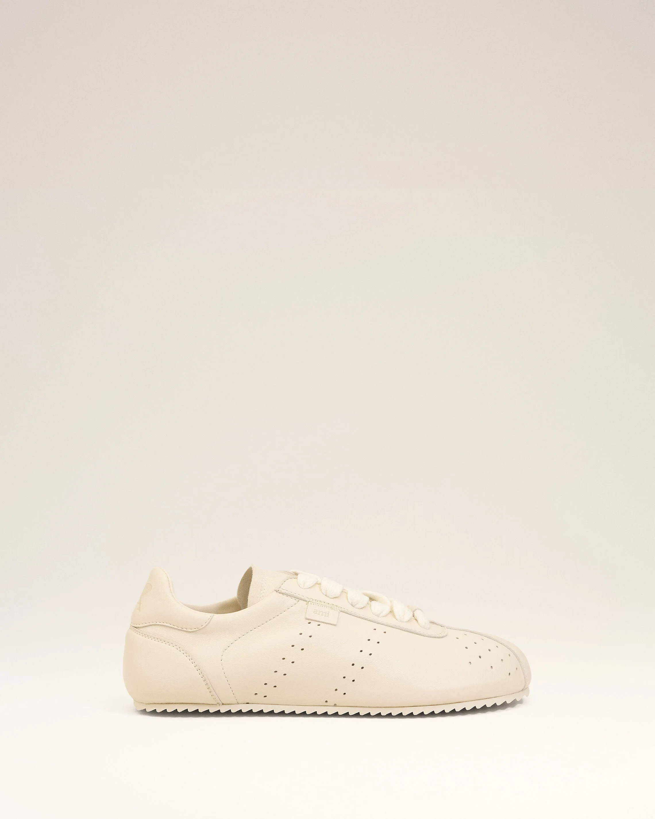 WHITE SMOOTH LEATHER LOW TOP STEP SNEAKERS - 1