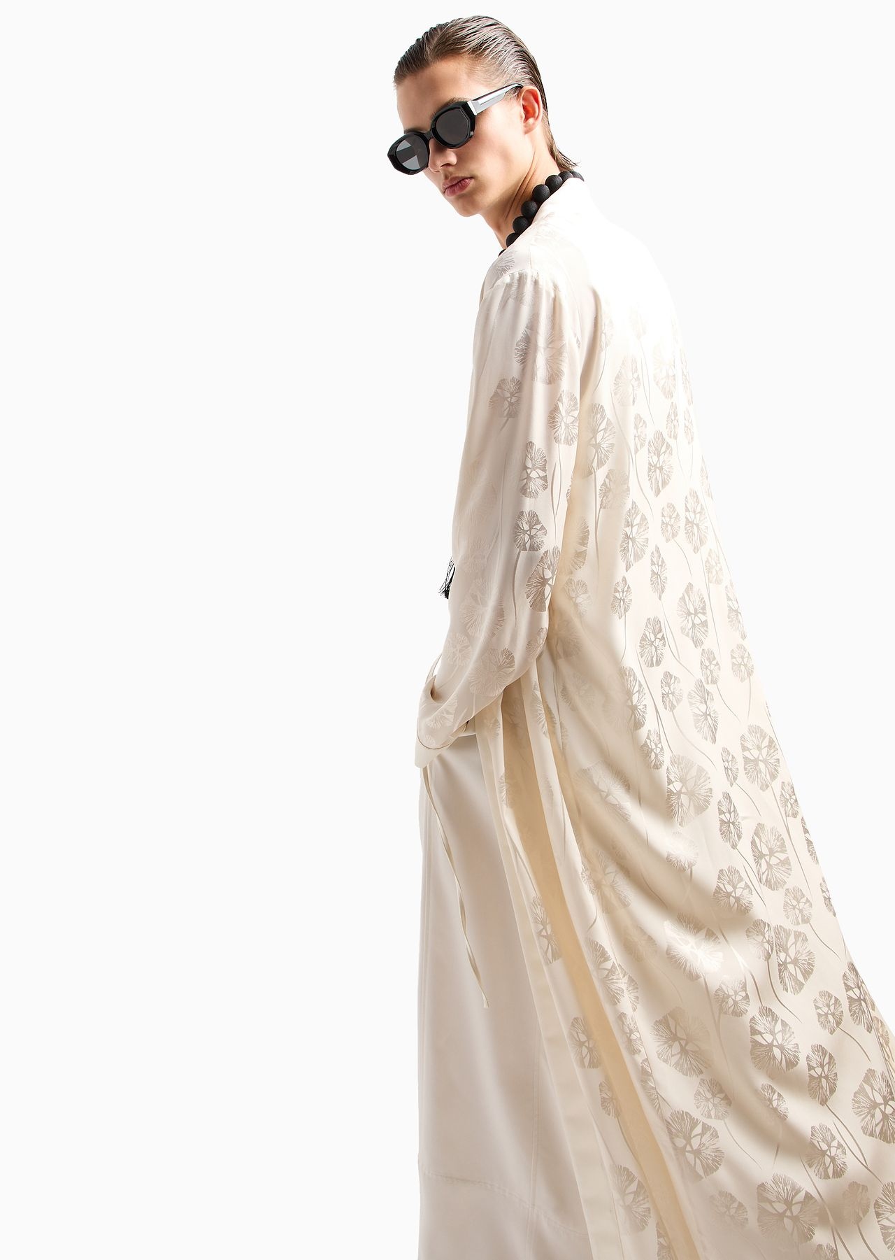 Silk-blend satin overcoat with robe fastening and all-over ramage embroidery - 6