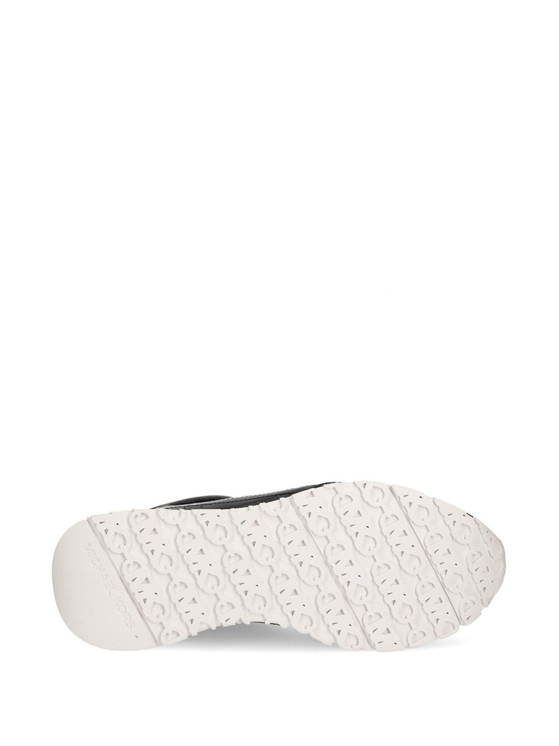 Nova sneakers 5