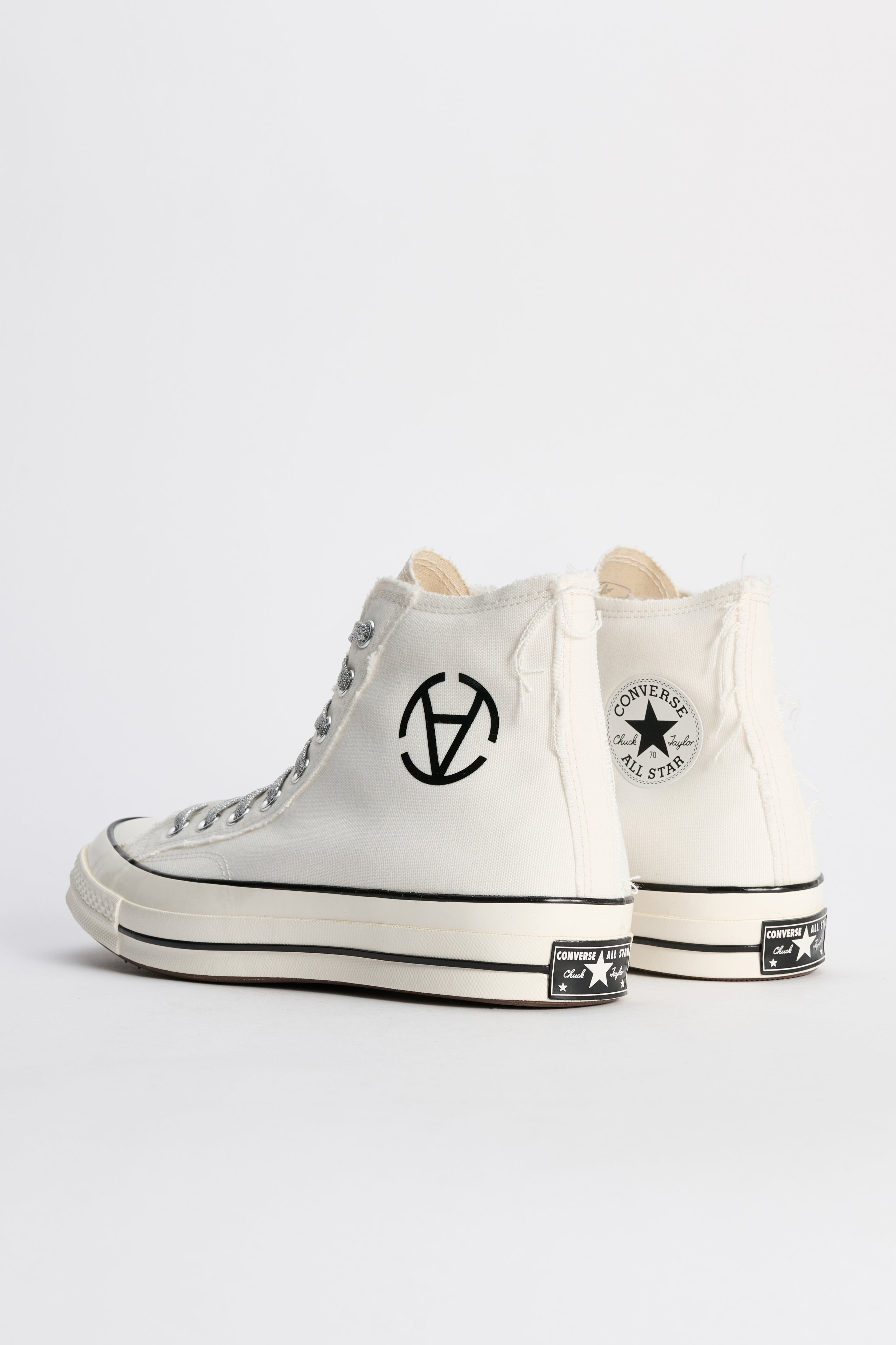 CONVERSE X SLAM JAM CHUCK 70 HI WHITE - 4