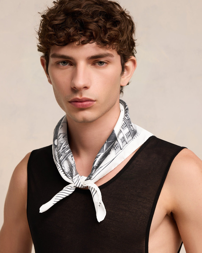 AMI Paris PLACE DES VICTOIRES SCARF outlook