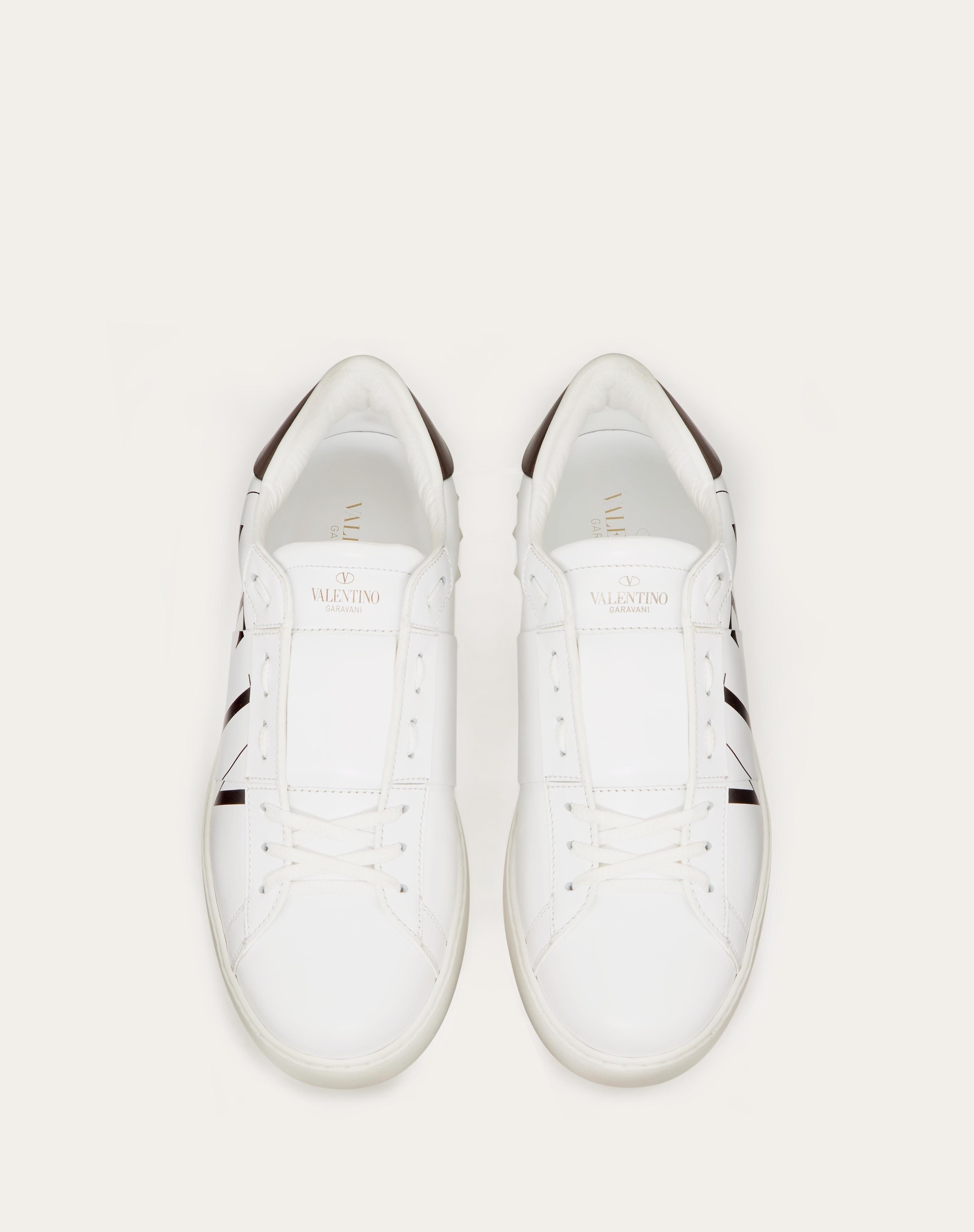 VALENTINO GARAVANI VLTN ロゴスリッポン 関税送料無料 Valentino Garavani VLTN slip-on Sneakers | Black | FARFETCH