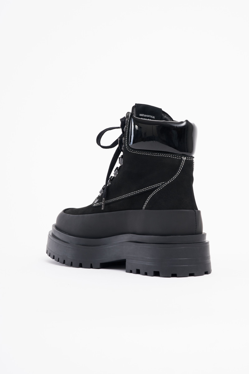 Stutterheim Road Walker Nubuck Black outlook