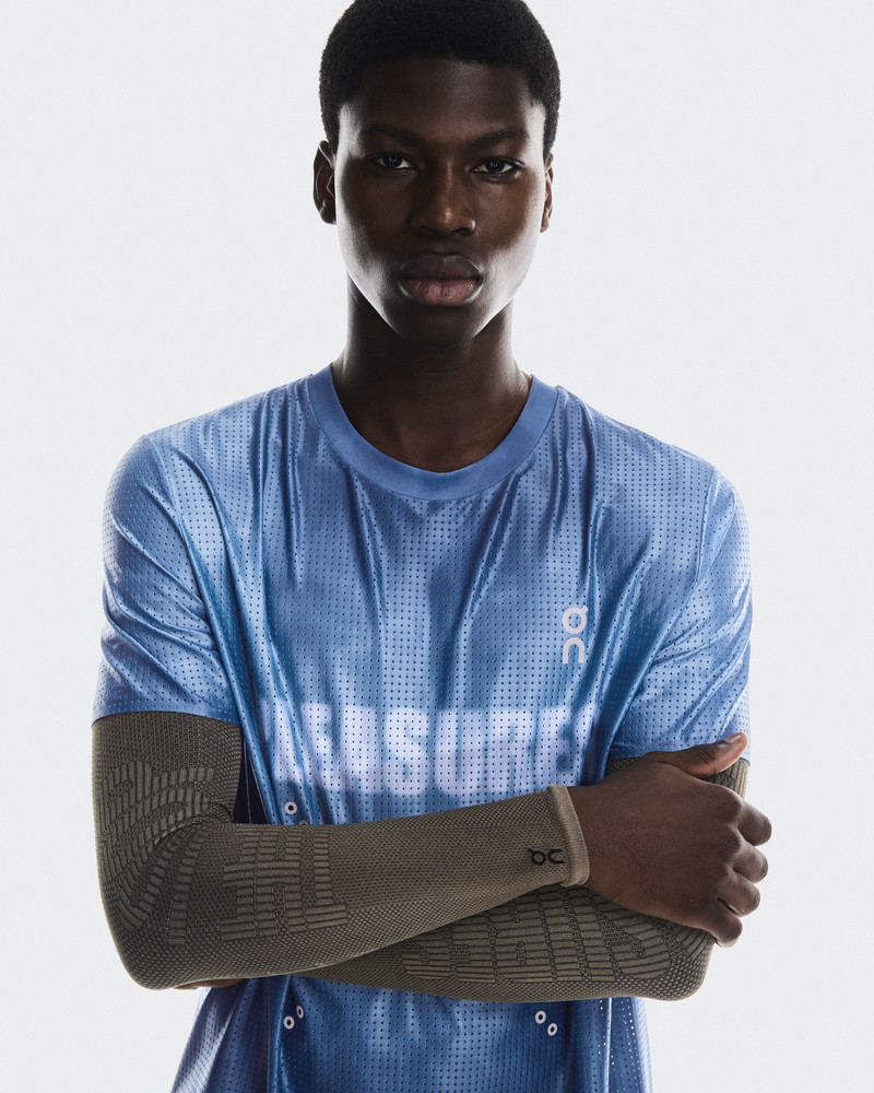 Sleeves PLEASURES x The Loop 3