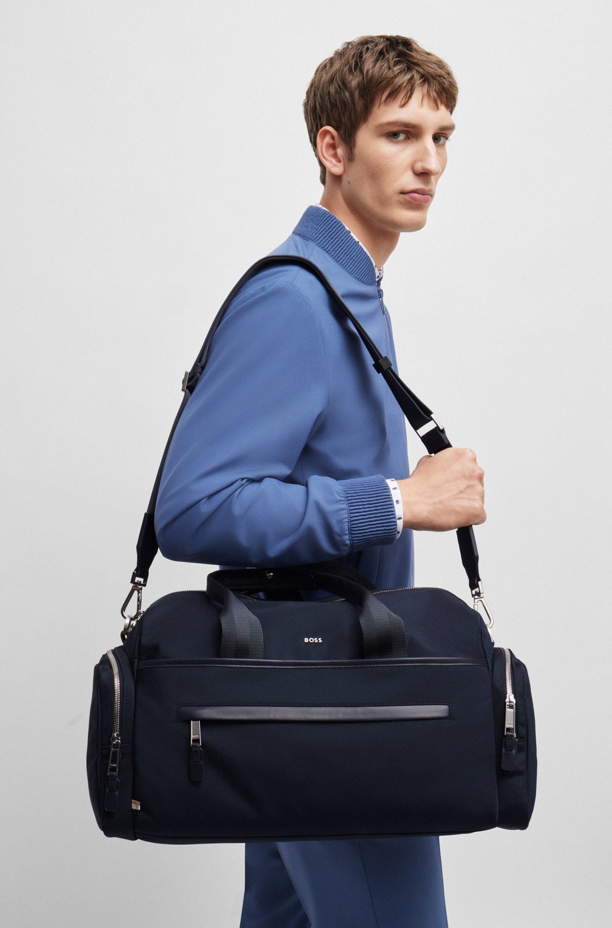 LOGO-TRIMMED HOLDALL IN STRUCTURED NYLON WITH SMART SLEEVE - 4