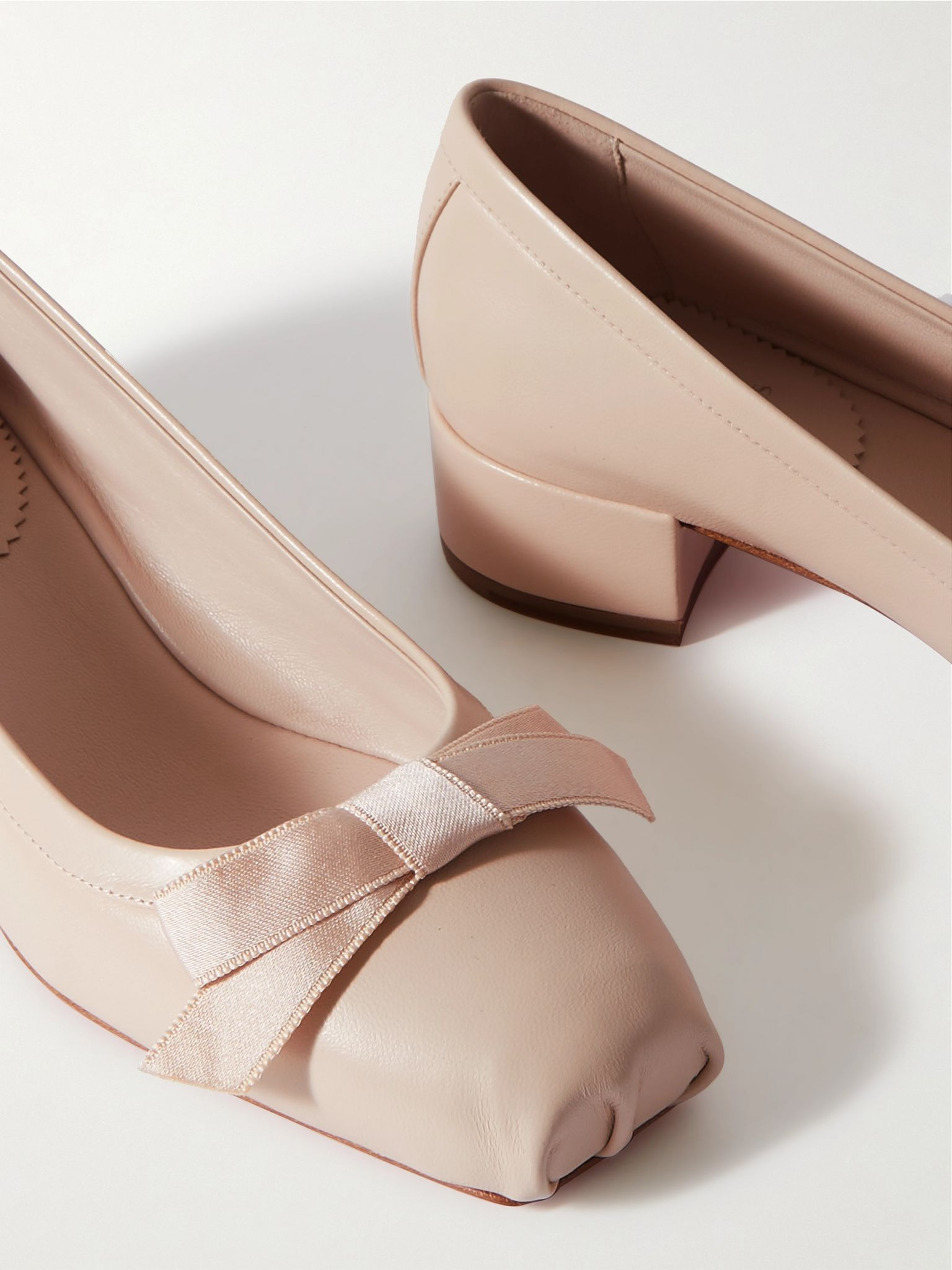 Mamaflirt 30 bow-embellished leather ballet pumps Neutral - 4
