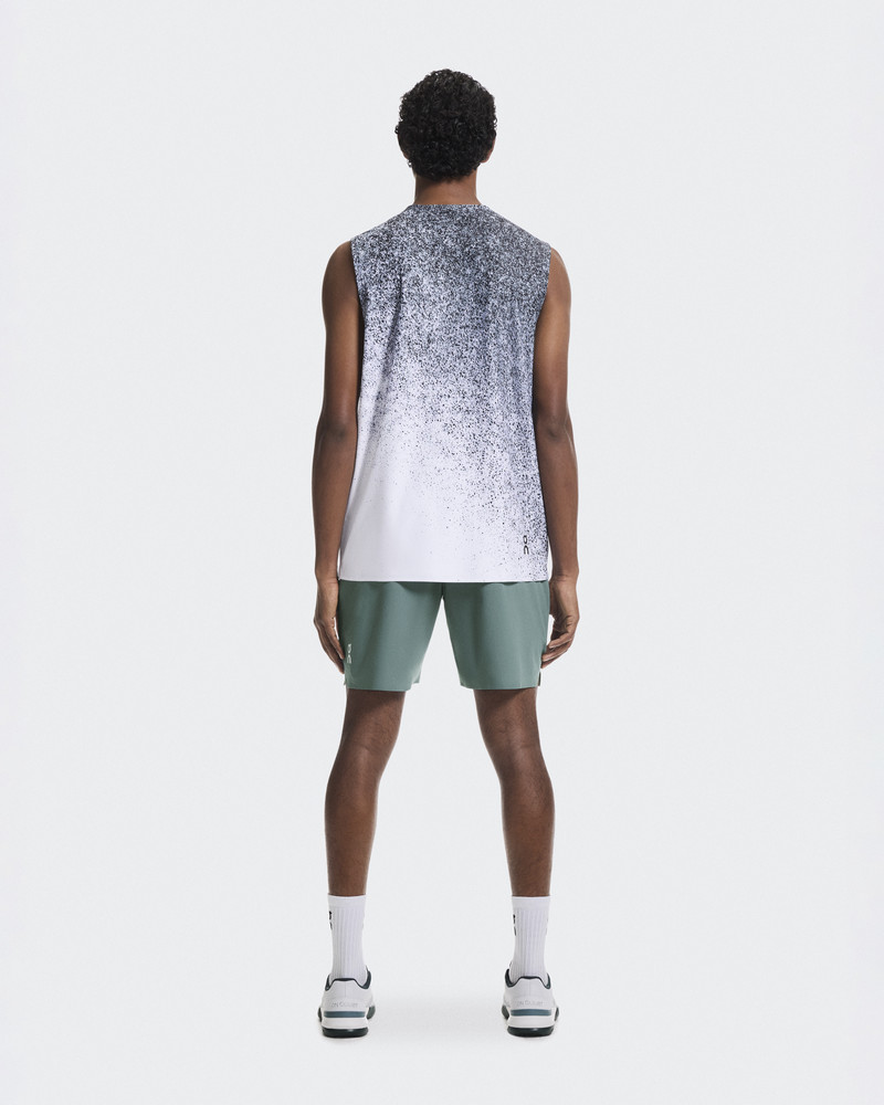 On 7" Court Shorts outlook