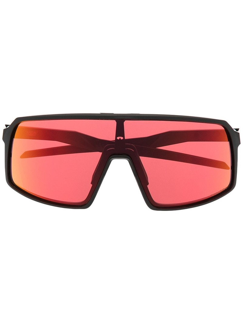 tinted pilot-frame sunglasses 1