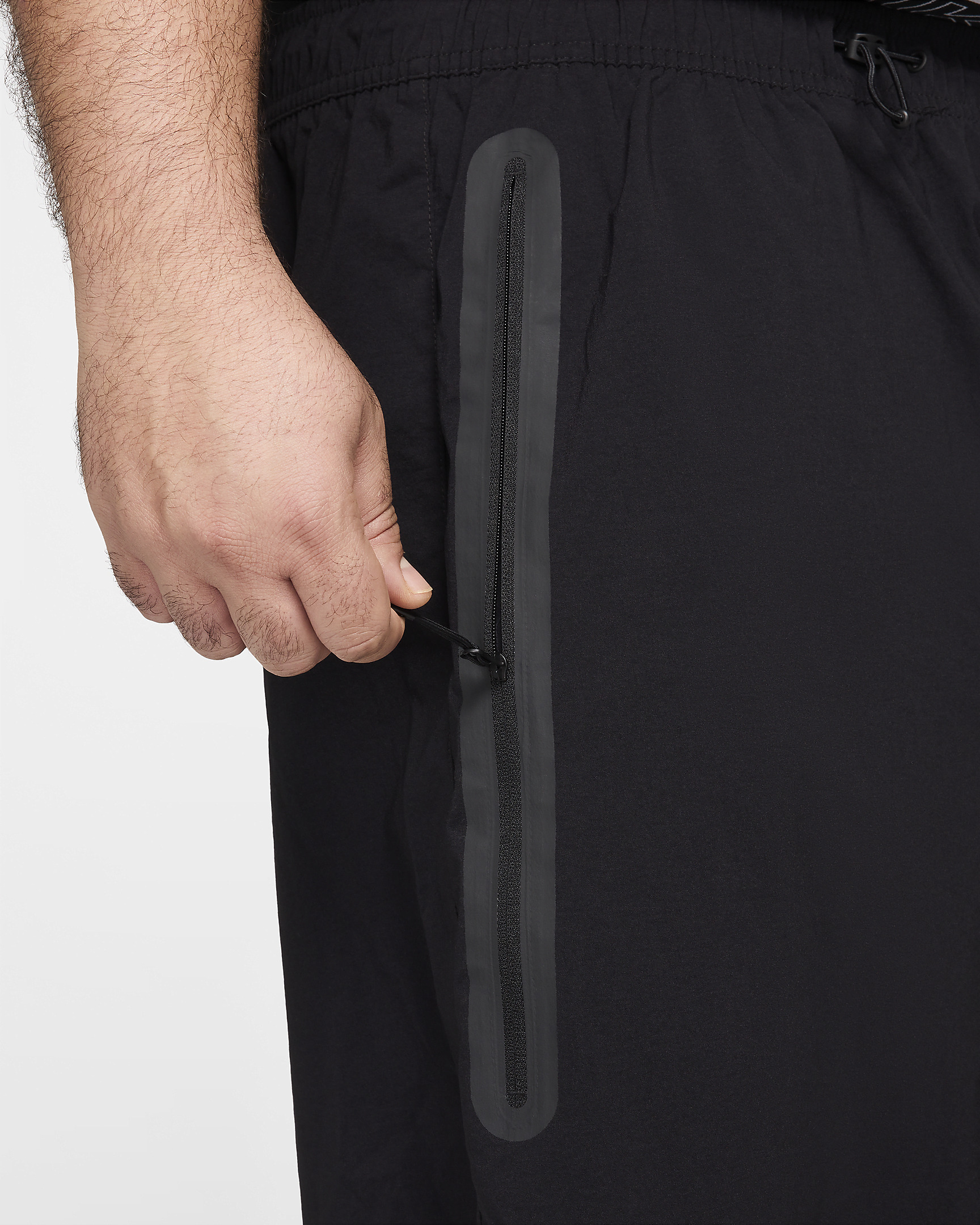 Nike Tech Men's Woven Oversized Pants - 18