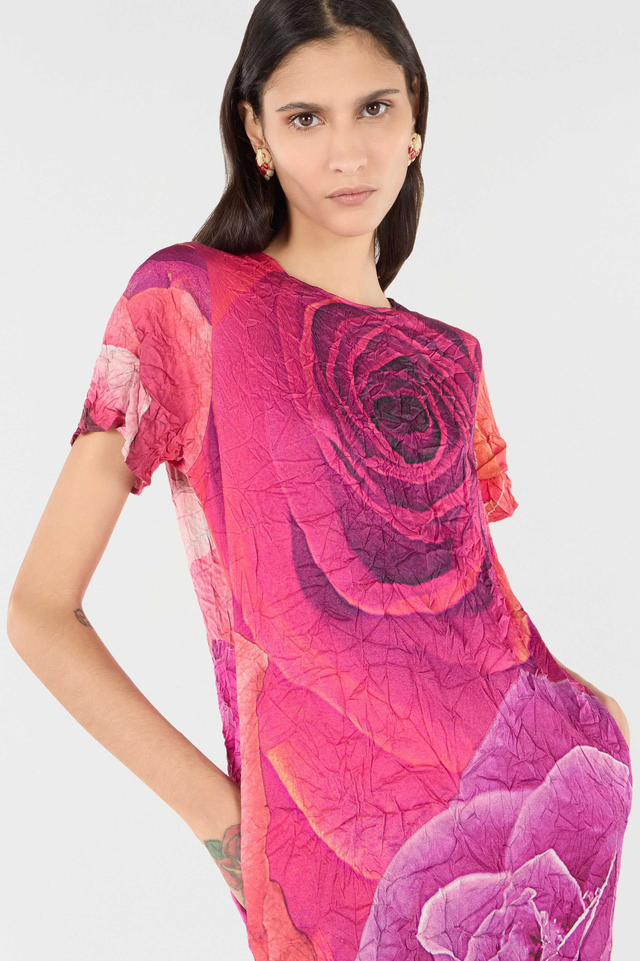 Crinkle-Effect Dress With Rose Print - 6