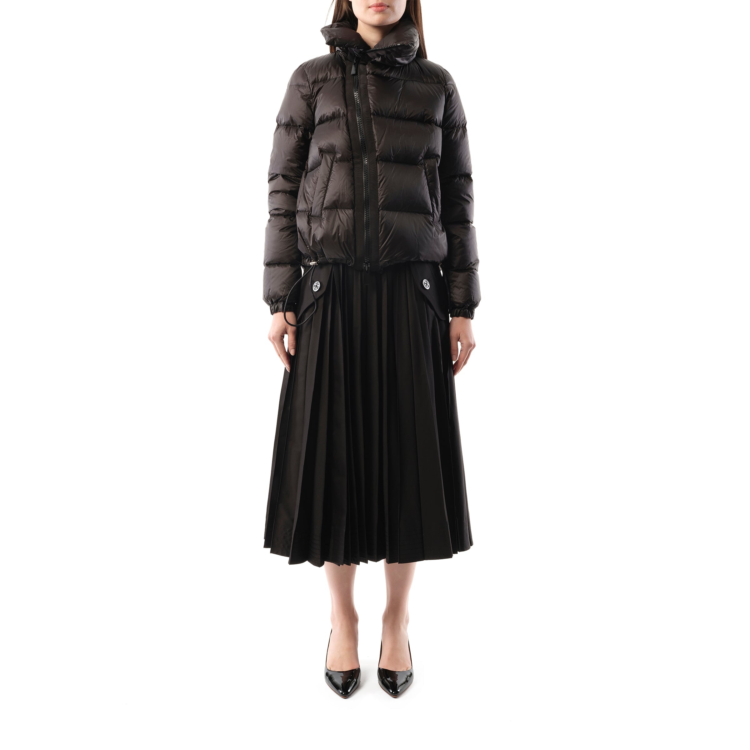 Puffer Jacket in Black - 4