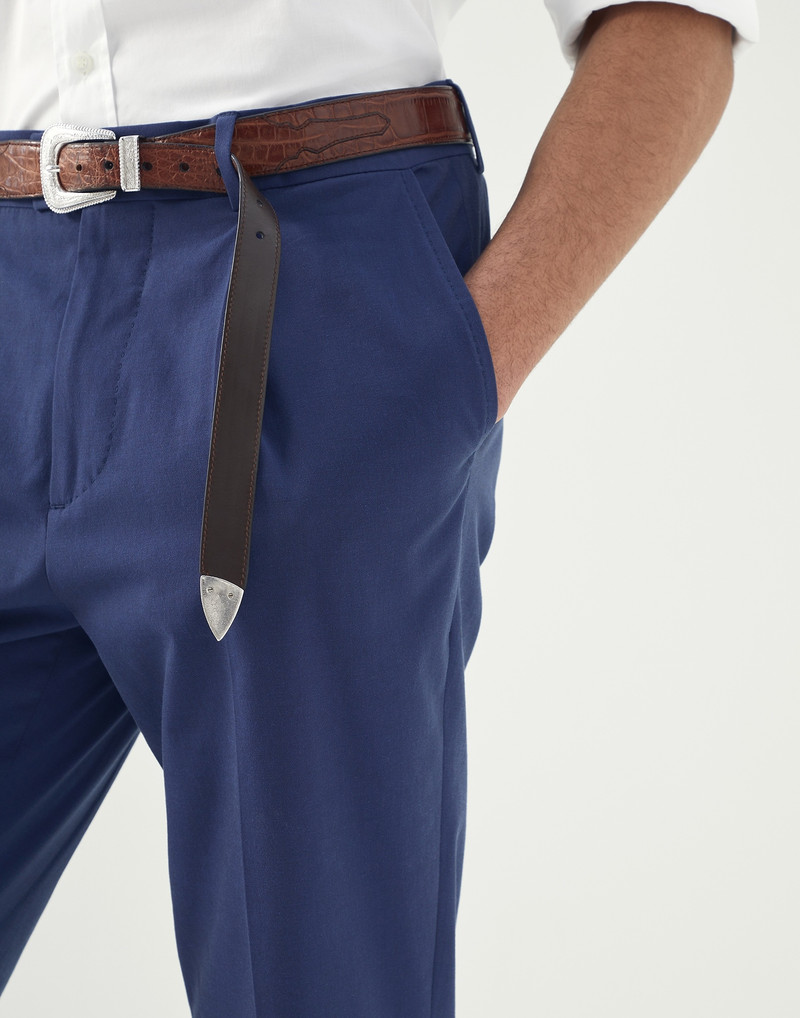 Lightweight comfort cotton leisure fit trousers with pleat 3