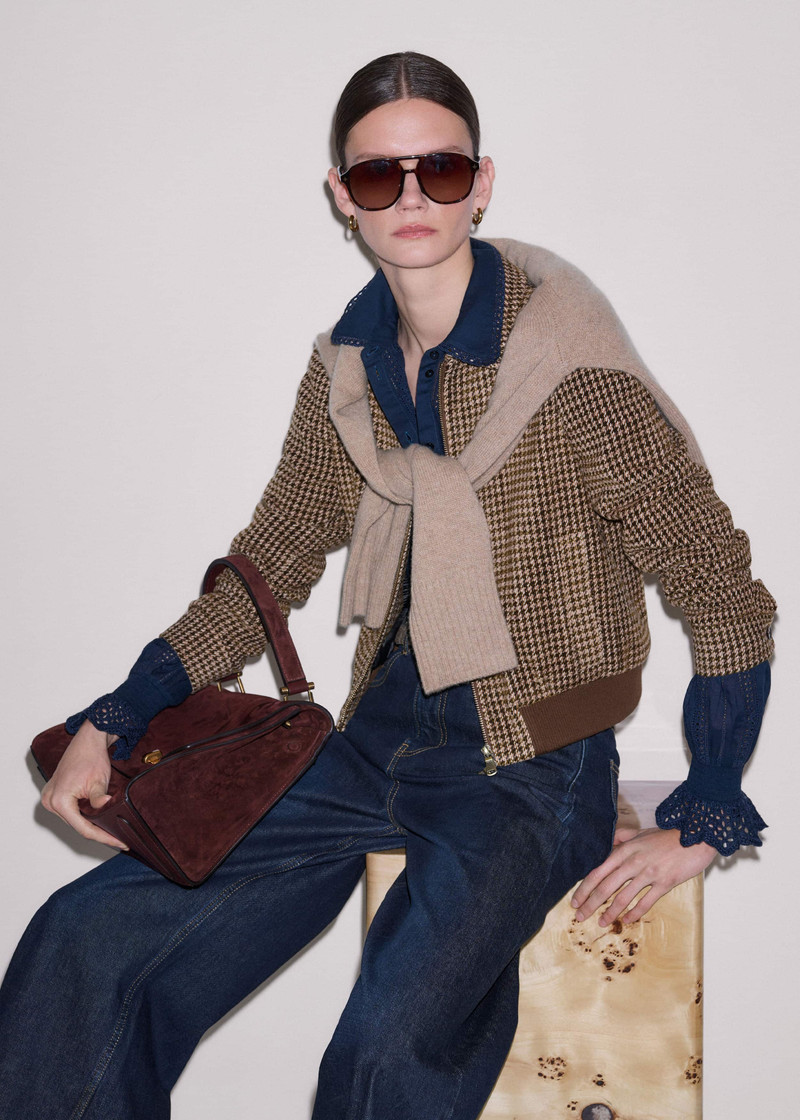 Broderie Detail Shirt 3