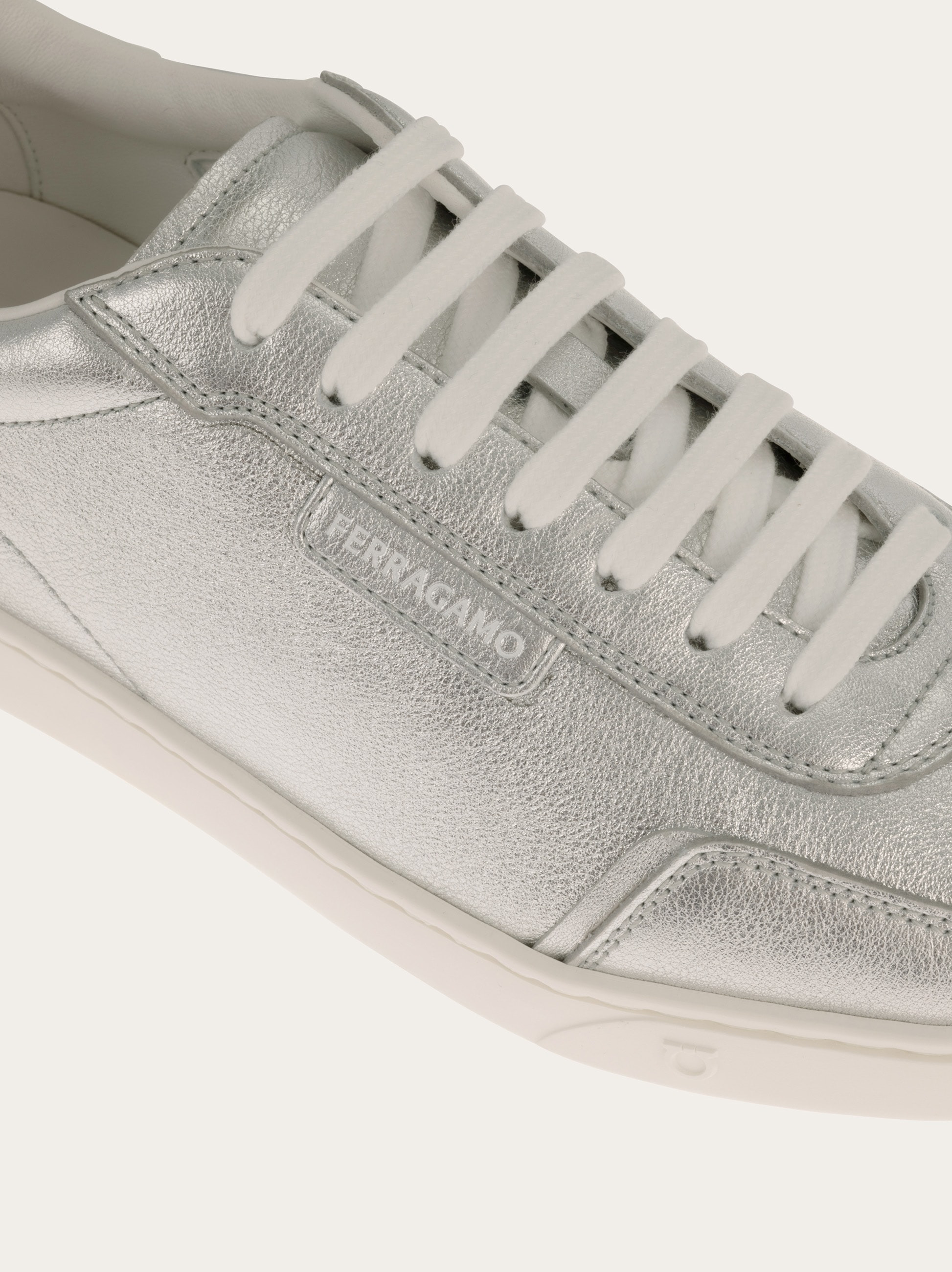 Low-top sneaker - 6