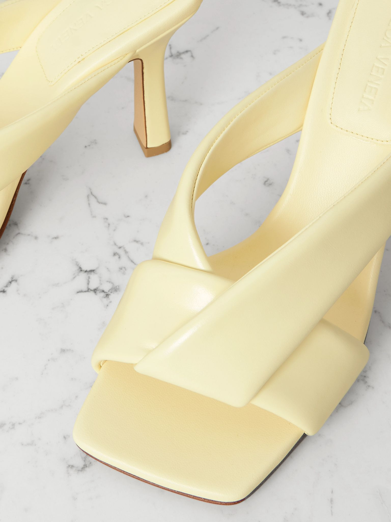Riva padded glossed-leather mules Yellow - 4