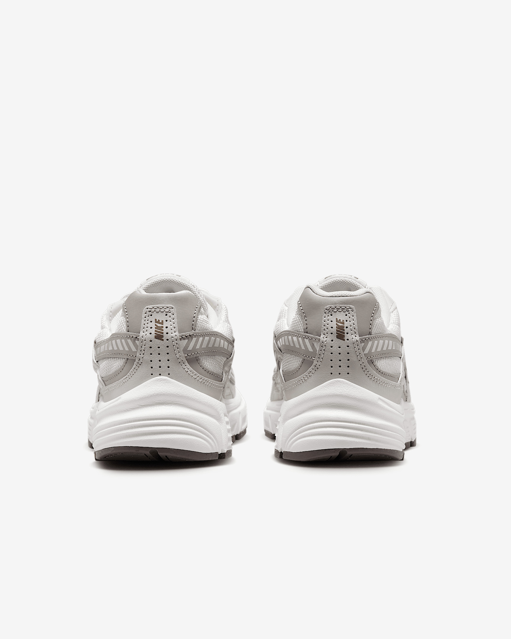Nike Initiator Women's Shoes - 6