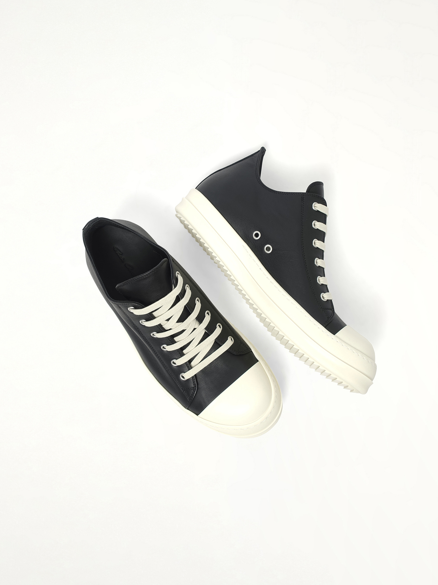 Low Sneaks in Black/Milk/Milk - 4