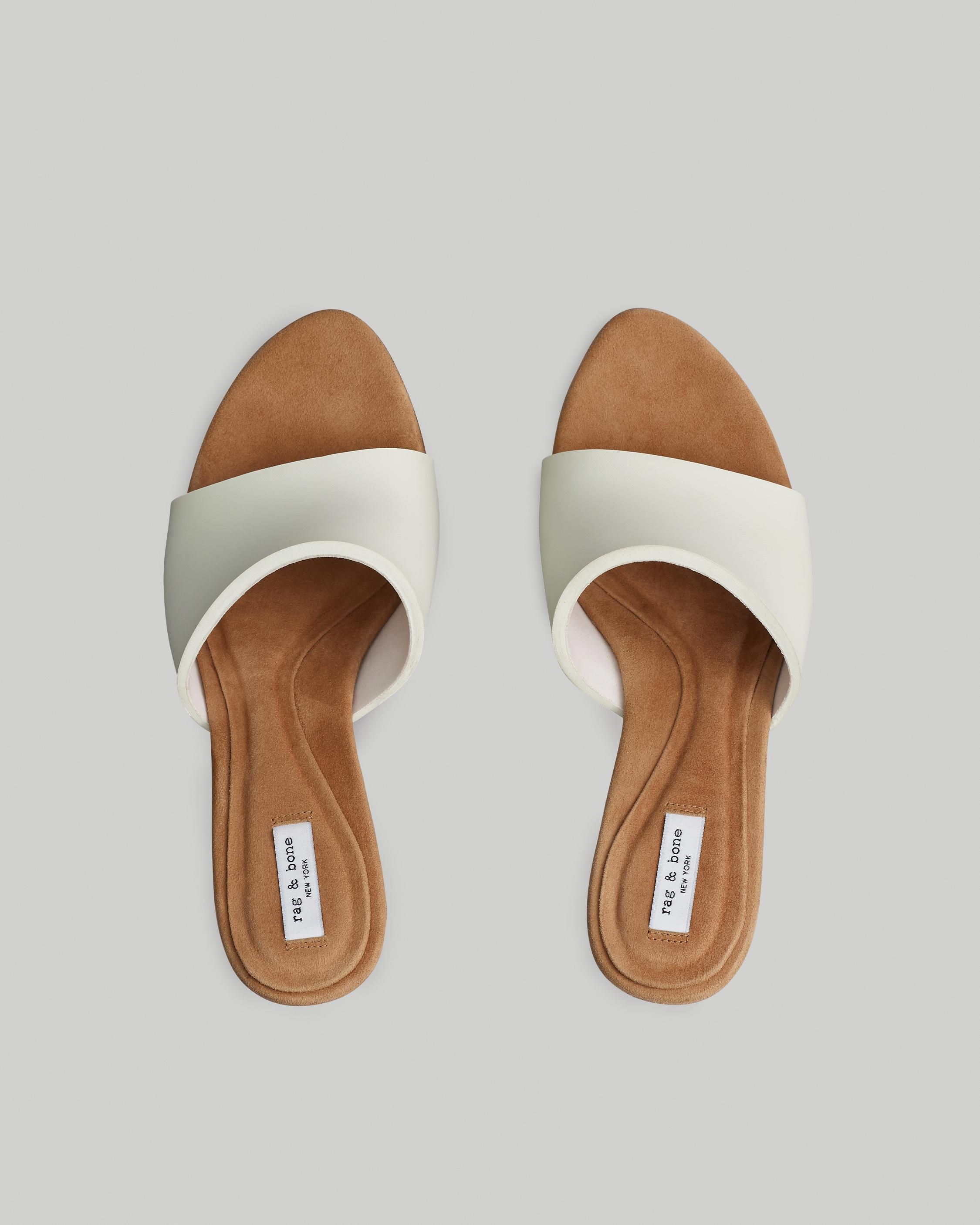 Vesper Sandal - Eva
Heeled Sandal - 4