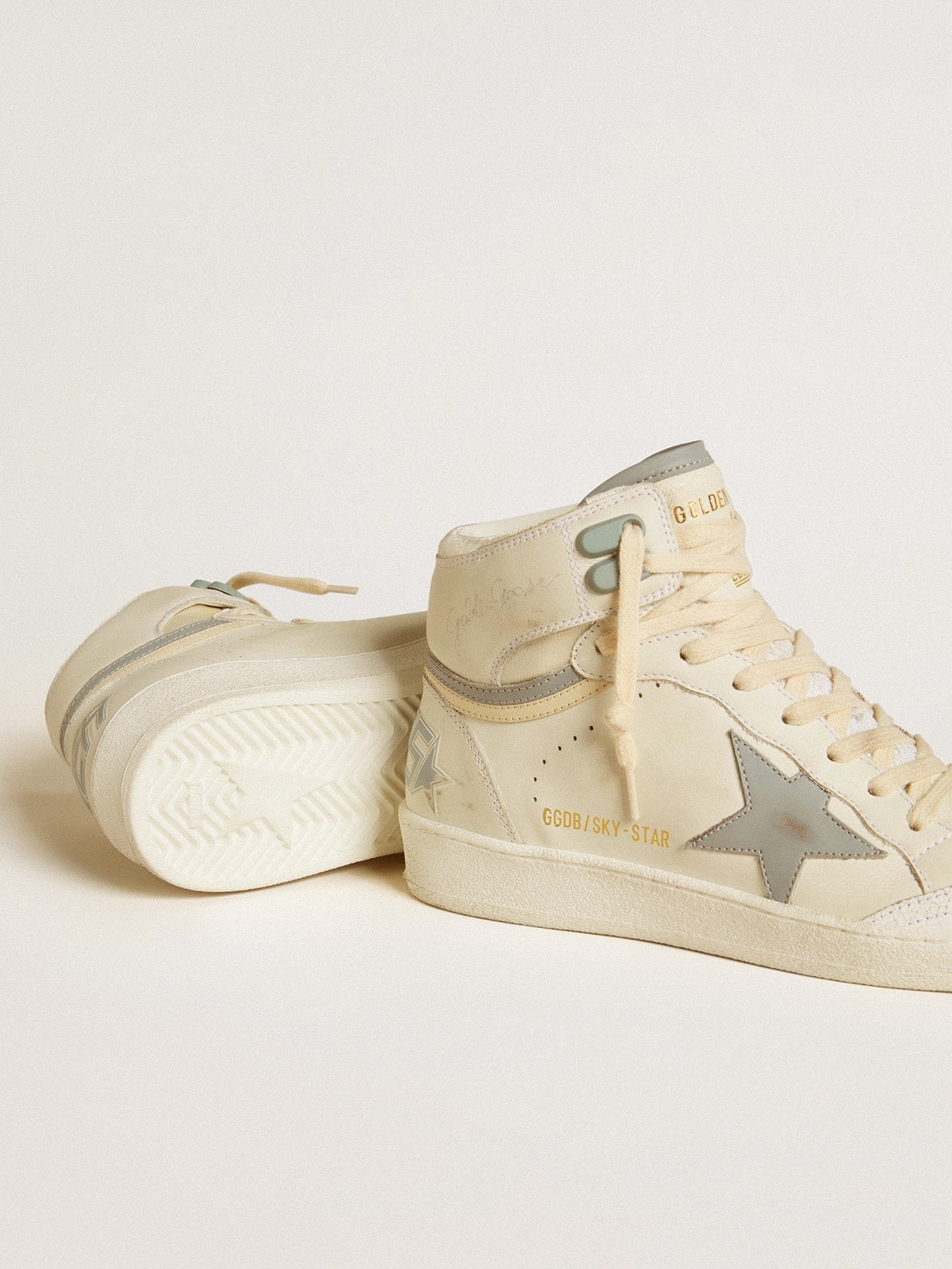 Women's Sky-Star in leather with light blue leather star and white heel tab - 4