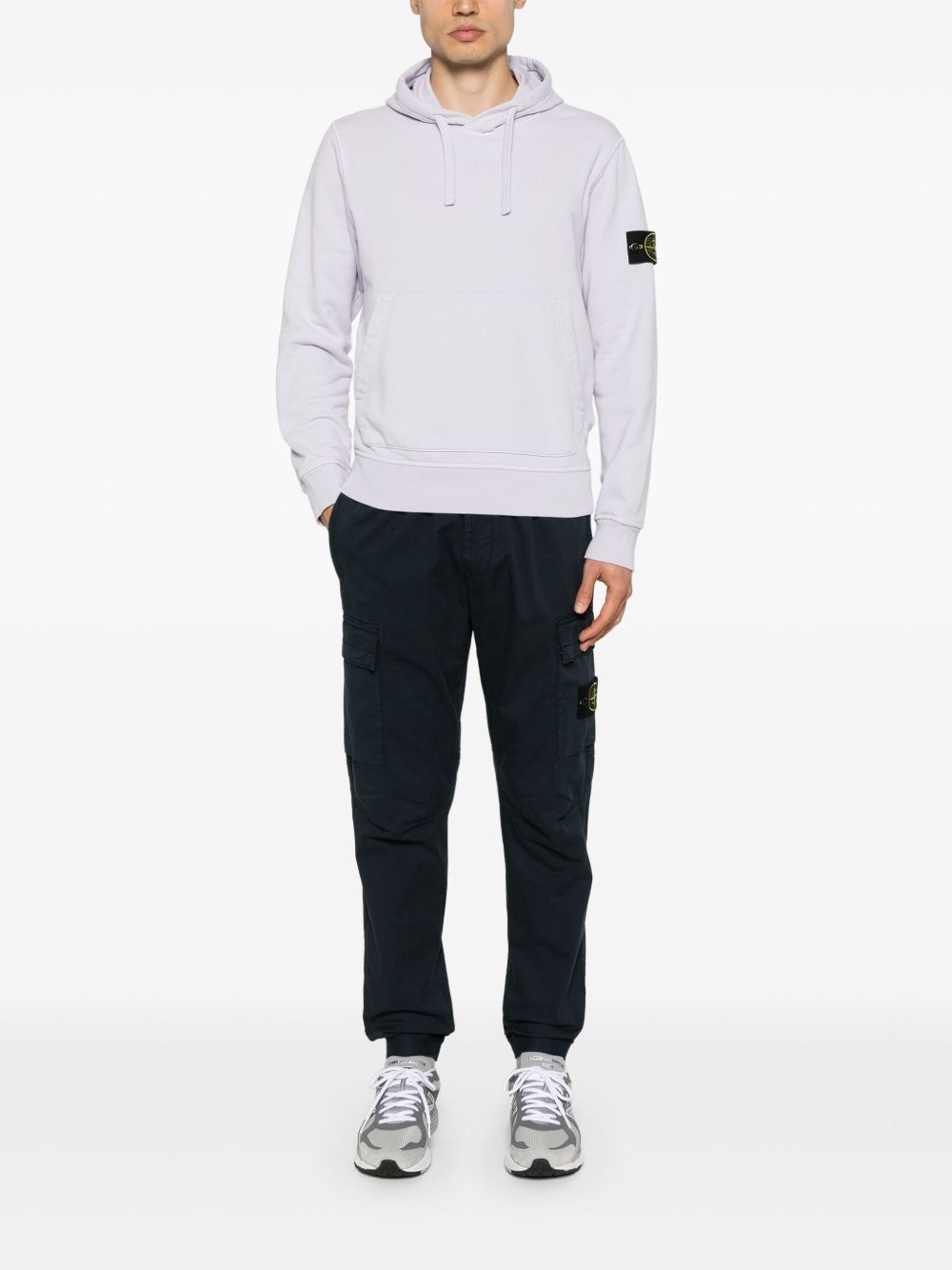 Compass-badge cargo trousers - 2