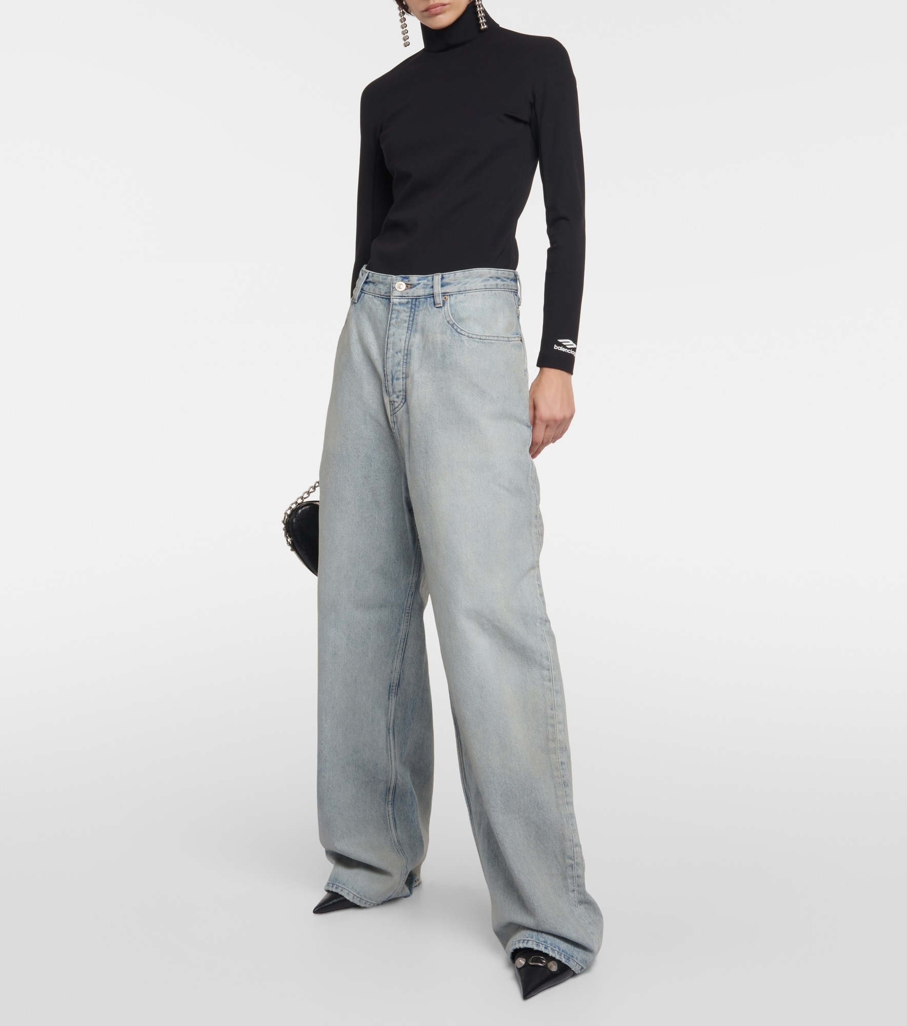 High-rise wide-leg jeans - 7