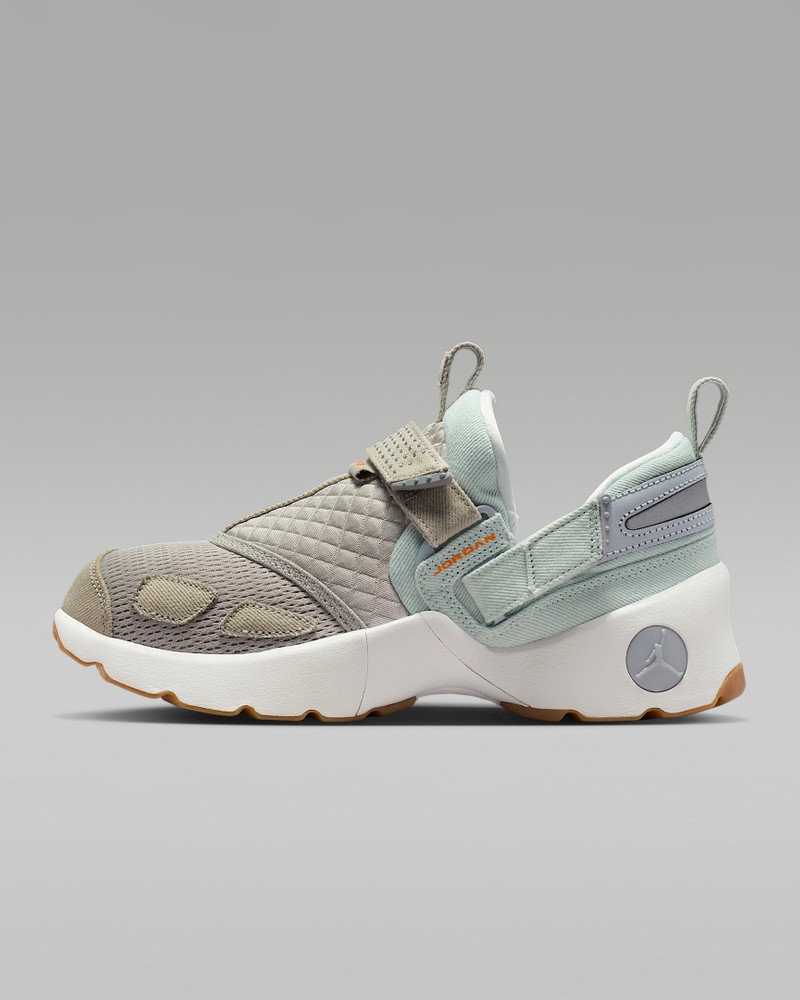 Jordan Trunner LX Women's Shoes 1
